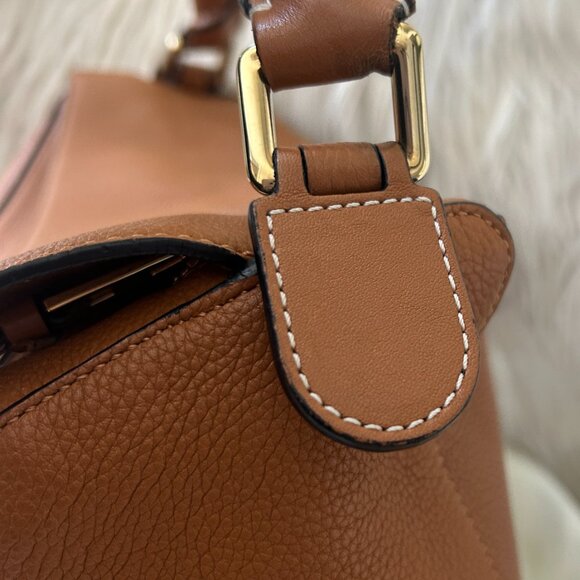 Loewe Edge Puzzle Bag, Large, Tan, with Dust Bag - Picture 4 of 15